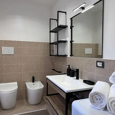 Theone Sun 'n Sea Apartment *